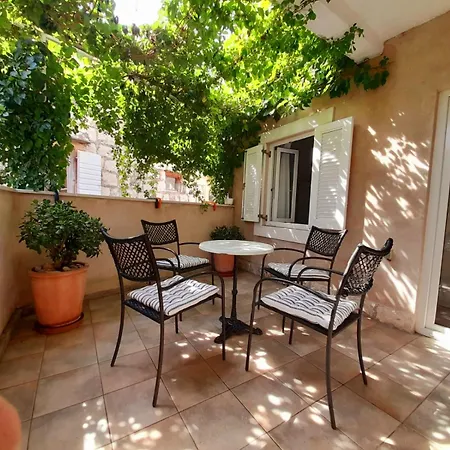 Martin Apartman Vis